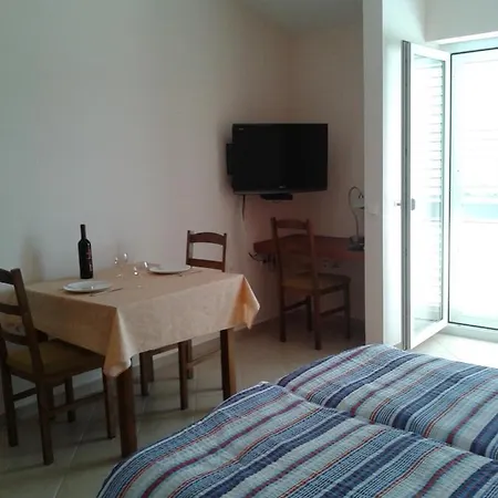 Apartament Delfini