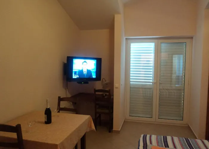 Delfini スベティ・フィリップ・イ・ヤコブ